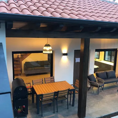 Nuevo Casa Loylla A 500 M De La Playa Niembro
